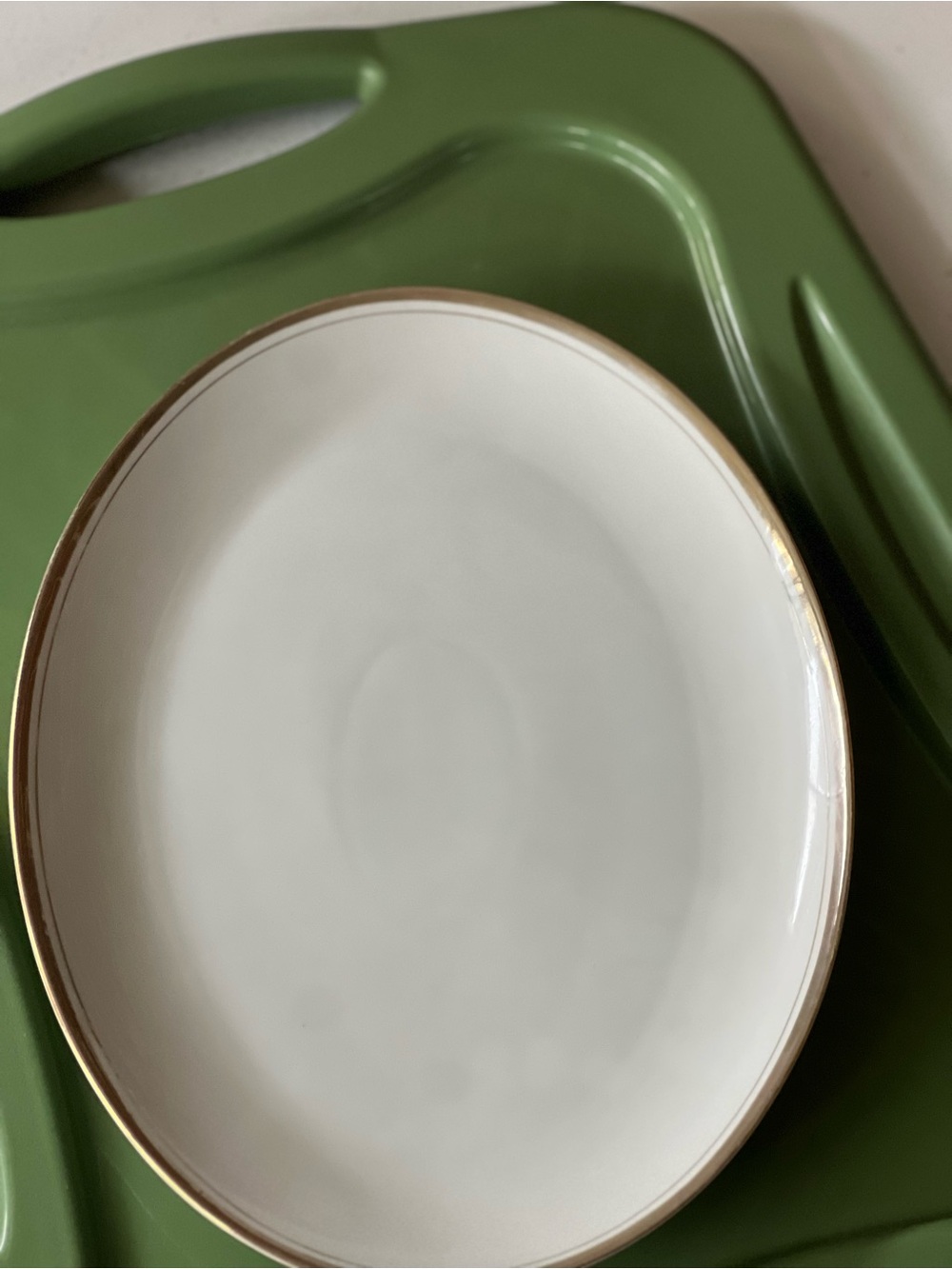 White Porcelain Dinner Plate with Gold Rim